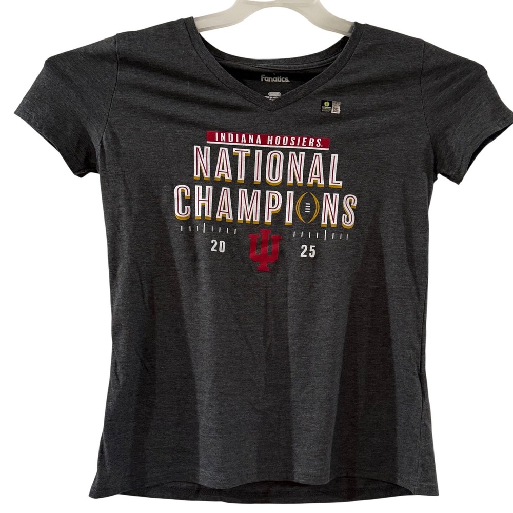 Fanatics Indiana Hoosiers 2025 National Champions V-Neck Tee Charcoal Gray  M